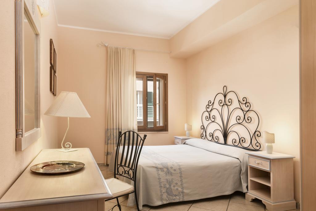 Residence Lido Chelo Боза-Марина Екстер'єр фото